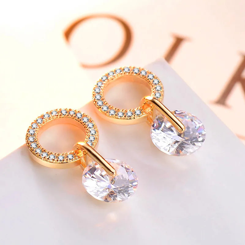 Huitan Koreanische Partysu Stil Brillante Zirkonia Frauen Tropfen Ohrringe 4 Farben Einfache Stilvolle Weibliche Zarte Ohrring Schmuck
