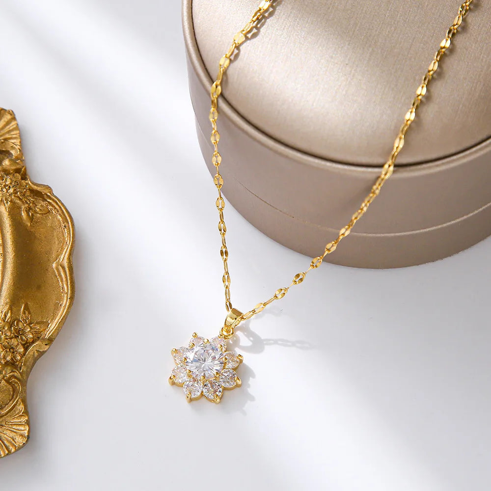 Süße Zirkon Kristall Anhänger Halskette für Frauen koreanische Mode Edelstahl Schlüsselbein Kette Schmuck weibliche Hochzeit Accessoires