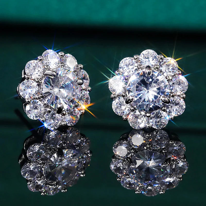 Huitan Romantische Blumenform Damen-Ohrstecker, schillernder runder Zirkonia-Kristall, vielseitiges Zubehör, weiblicher Statement-Schmuck