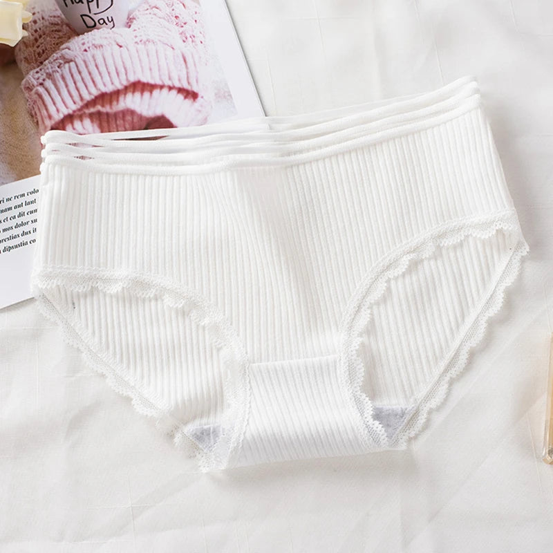 2026 beliebte Weibliche Kurze Mid-taille Spitze Hohl Dame Unterwäsche Sexy Gewinde Unterhose Baumwolle Tuch Trend Frauen Einfache Höschen
