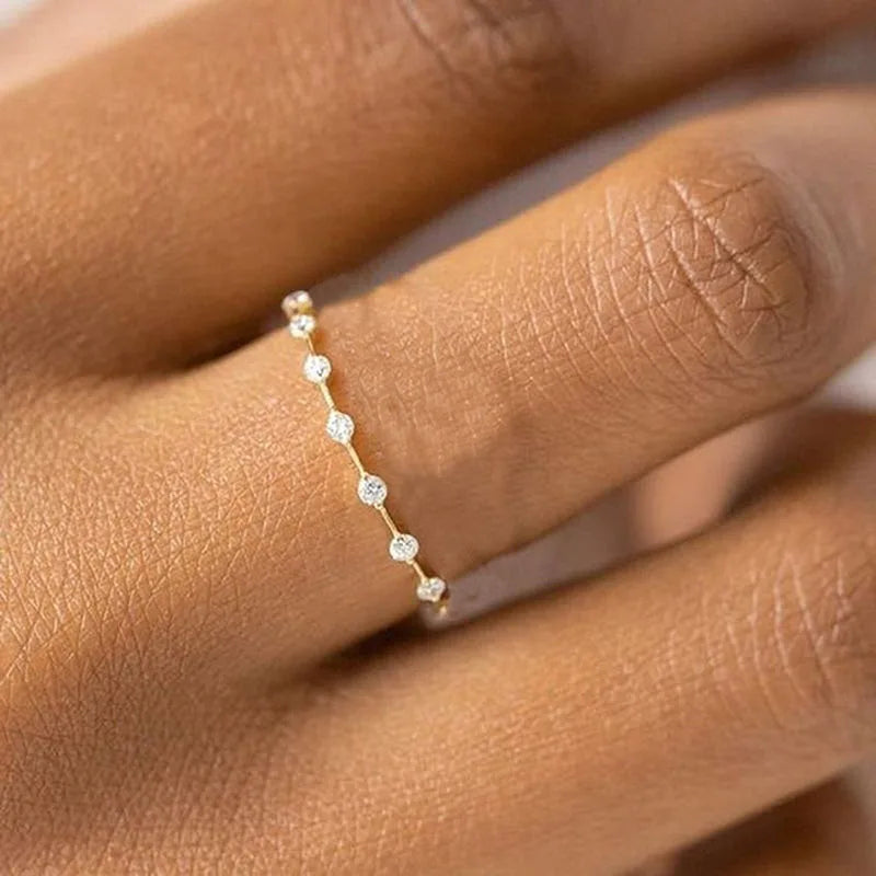 Neue INS Gold Farbe Edle Trend Dainty Ringe Für Frauen Eintrag Lux Zirkon Midi Finger Ringe Für Mädchen Jahrestag Schmuck KAR229
