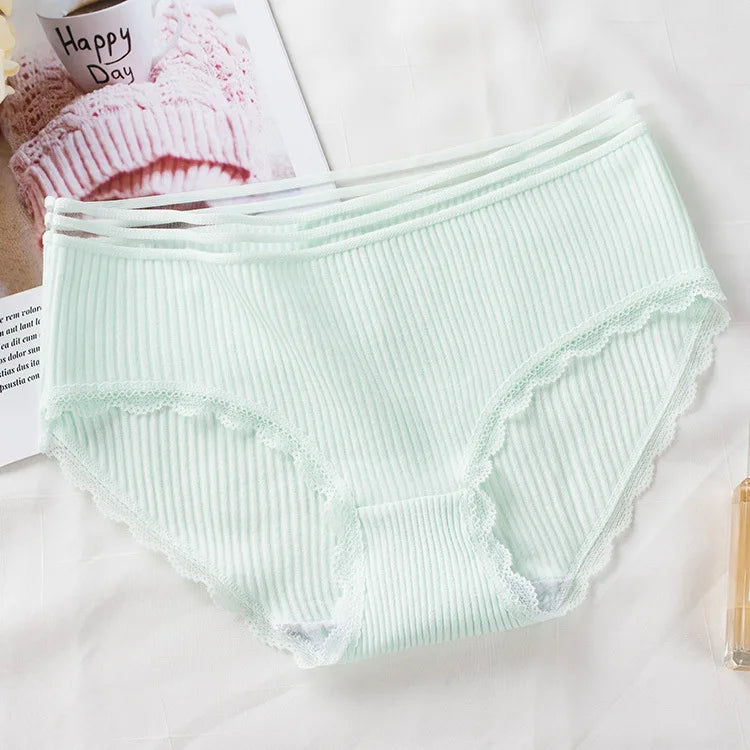 2026 beliebte Weibliche Kurze Mid-taille Spitze Hohl Dame Unterwäsche Sexy Gewinde Unterhose Baumwolle Tuch Trend Frauen Einfache Höschen
