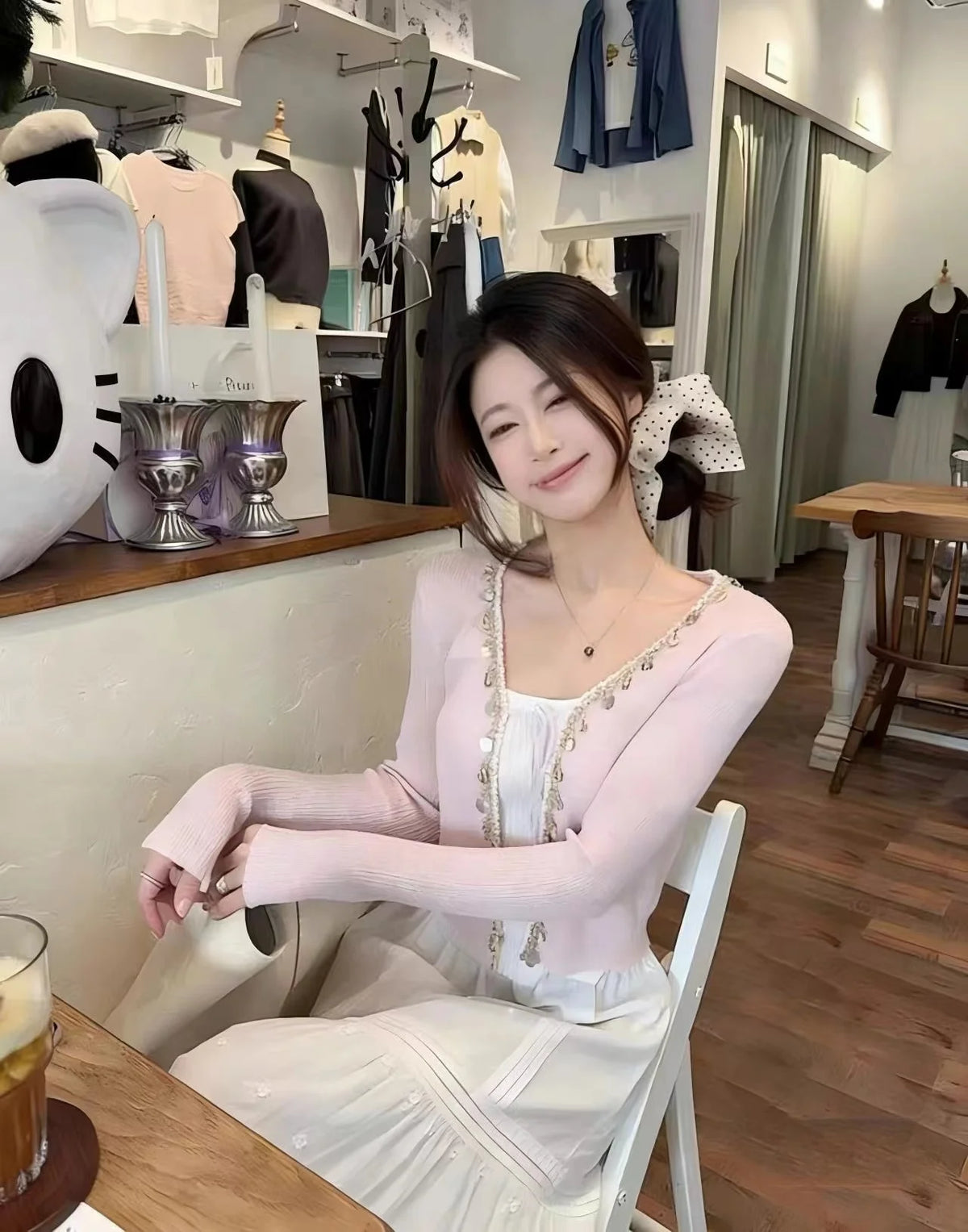 2026 Sommer Langarm Vintage National Trend Damenbekleidung Ausgehöhlte Spitze Patchwork Chiffon Hemden Damen Blusen Großhandel