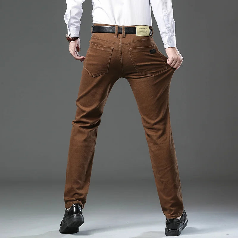 Herbst Neue 98% Baumwolle männer Jeans Weiche Gemütliche Gerade Casual Denim Hosen Plus Größen 42 44 Stretch Mode Hosen männliche Kleidung
