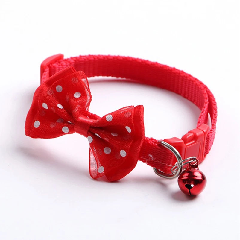 Modisches Schleifenhalsband für Hunde und Katzen, weiches und bequemes Haustierzubehör-Set mit Glocke, universelles Halsband für Katzen und Hunde.