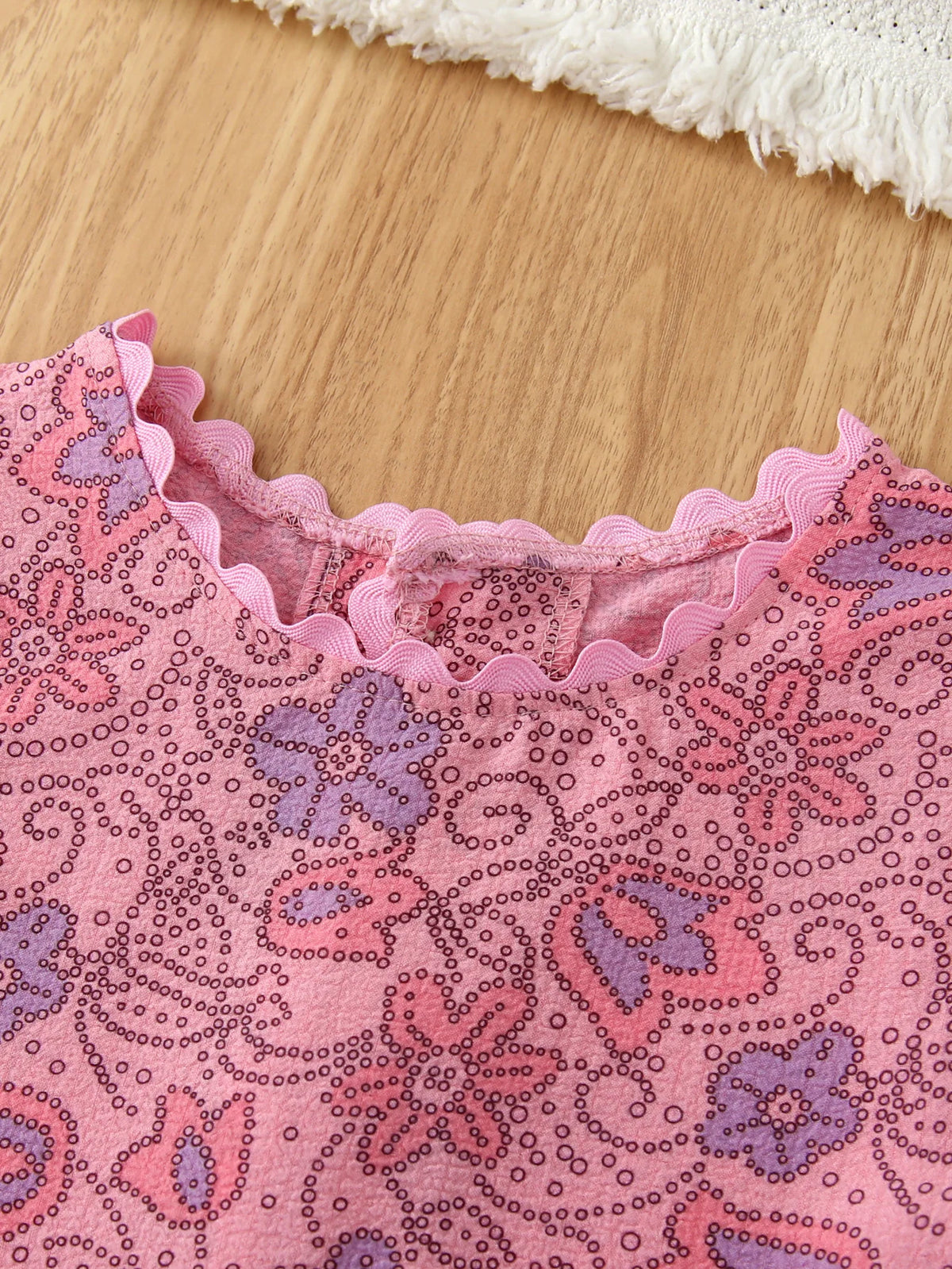 Sommer-Mädchenanzüge, modische Weste mit Blumen- und Polka-Dot-Print und Tasche + Shorts, 2-teiliges Set, niedliche Kinderkleidungssets