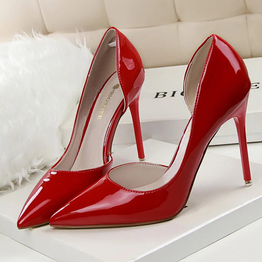 Frauen 7,5 cm 10,5 cm High Heels gelbe Pumps Büro sexy Stiletto Hochzeit Braut Scarpins kurze Absätze Dame sexy hohle Party Schuhe