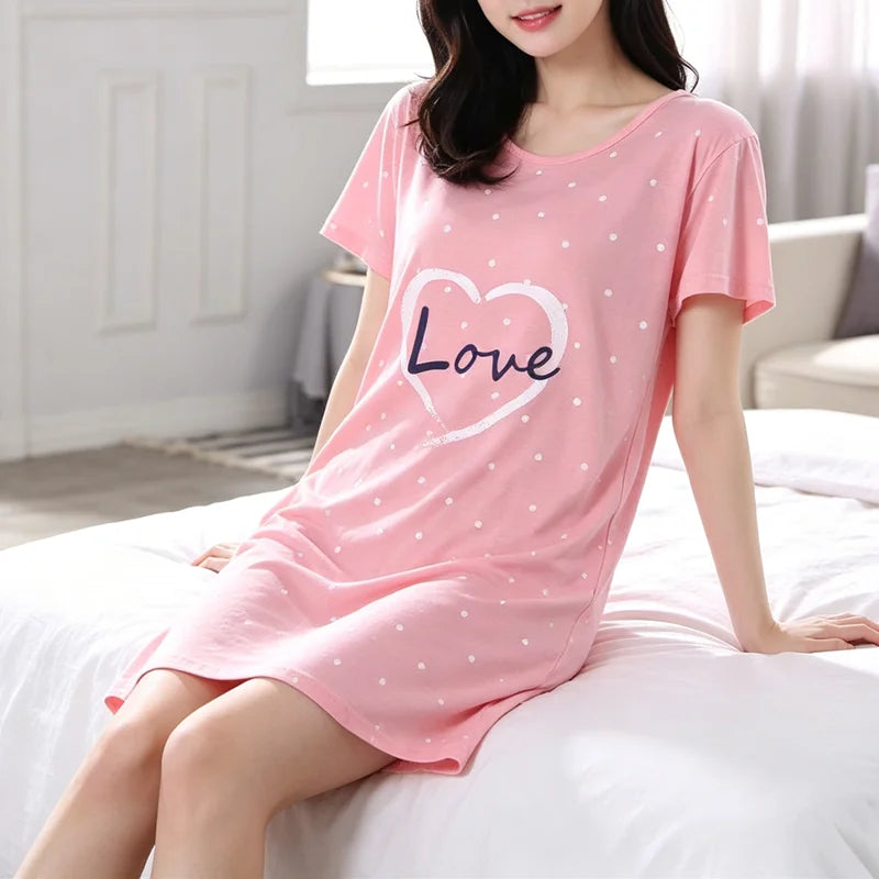 Damen-Pyjama in großen Größen, kurzärmeliges Nachthemd mit herzförmigem Muster, langer Studentenmantel, langer Rock mit Hasenmuster, Loungewear, Mädchenkleid