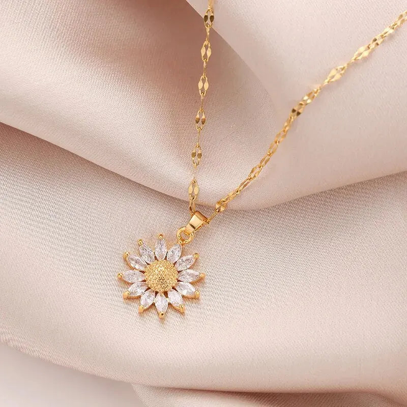 1PCS Gold-farbe Halskette Damen Licht Luxus Stil Blume Anhänger Intarsien Zirkonia Titan Stahl Kette Urlaub Schmuck