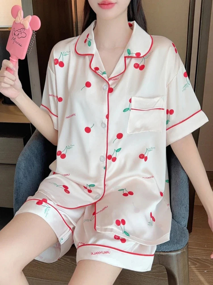 2-teiliges Damen-Pyjama-Set mit süßem Aufdruck, kurzen Ärmeln, Knopfleiste und Shorts, rosa Nachtwäsche, weiche, bequeme Homewear, lässige Loungewear-Pyjama-Set