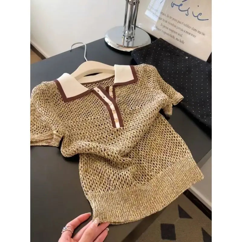 Vintage 2000er Jahre Glänzendes Strick-Kurzarmshirt Damen Polokragen Sommer-Tops Braun Ausgehöhltes Strickoberteil Damenbekleidung Lässiges T-Shirt