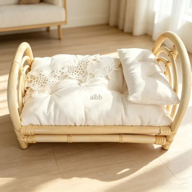 Natürliches Rattan-Katzenbettgestell, handgewebtes Katzen-Fotografie-Requisit, Weiden-Haustierbett für Hauskatzen, Mini-Fotoshooting-Bett für Kätzchen