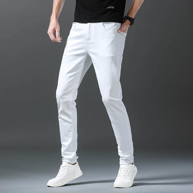 2023 Herbst neue weiße Herren jeans gerade schlanke einfarbige lässige Jeans hose klassische männliche Marken kleidung Hose