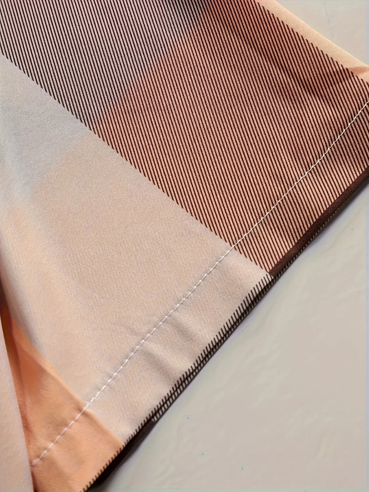 2026 Sommer Neuer Stil Herren Kurzarm-Hemd mit 3D-Karomuster-Print Street Casual Mode Bequem und Weich