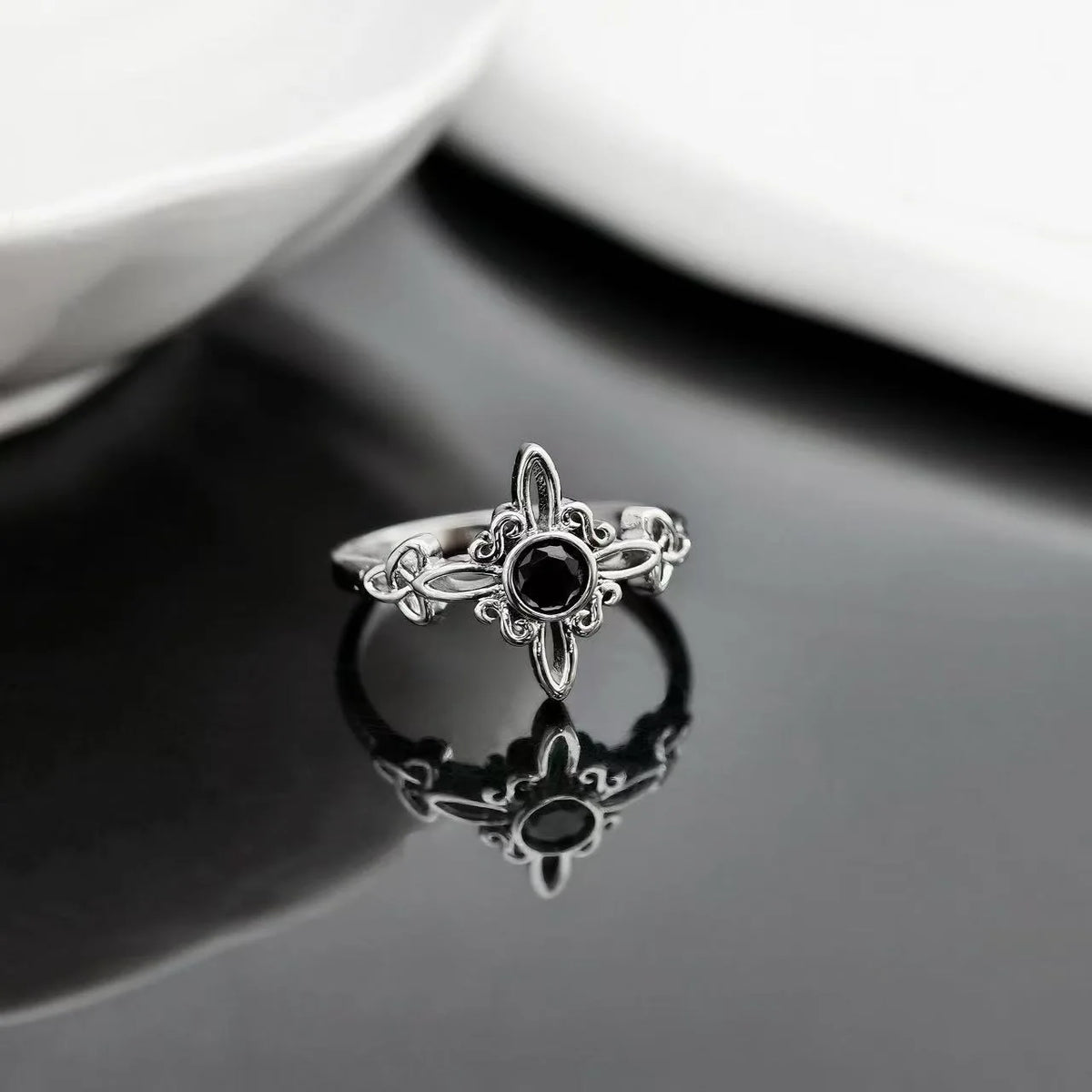 925 Sterling Silber Magic Knot Schwarz Zirkon Schöne Ringe Für Frauen, Verlobung, Hochzeit Weibliche Vintage Luxus Schmuck Zubehör