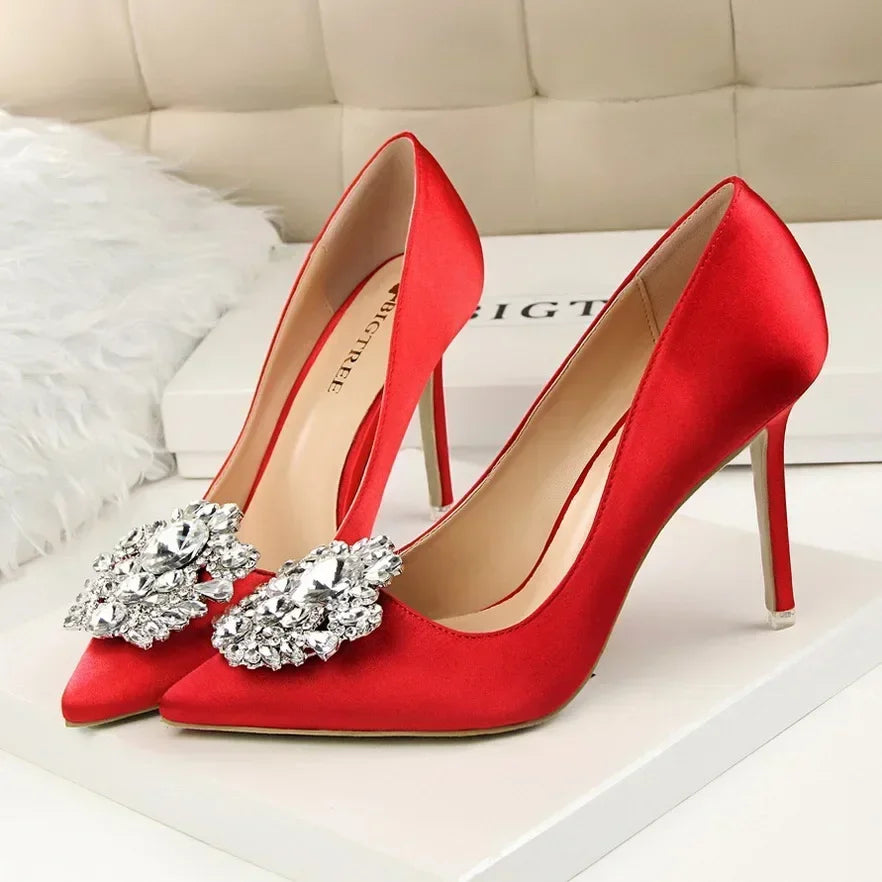 Frauen Satin 10 cm High Heels Sexy Kristall Drag Queen Pumpen Weibliche Spitz Neue Grüne Formelle Anlässe Abend Bankett schuhe