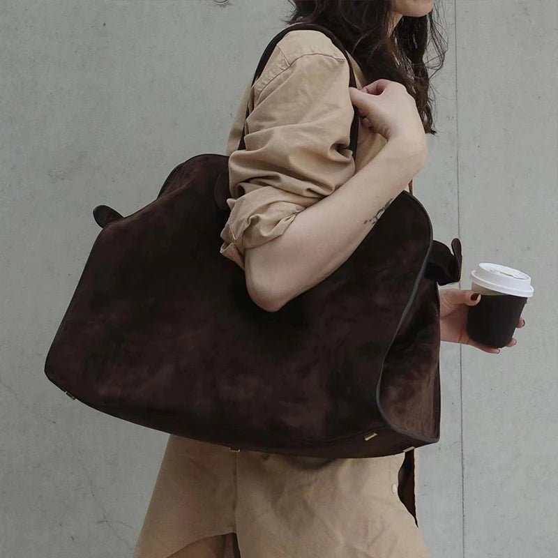 Einkaufstasche Damen Neue Herbst- und Winter-High-End-Nischendesign-Schultertasche mit großem Fassungsvermögen Retro-Pendlerhandtasche