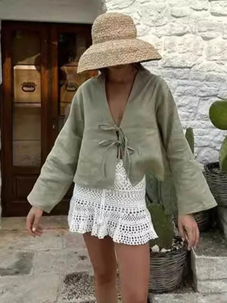 Sommer Weiße Bluse mit V-ausschnitt für Frauen Elegante Lose Lange Hülse Spitze-Up Hemd Casual Chic Street Style Einfarbig dame Top