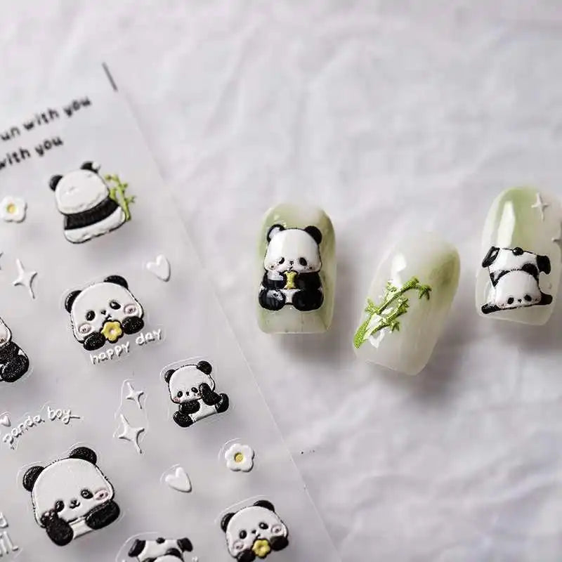 5D Soft-Relief Panda Nagelkunst-Aufkleber, Niedliche Cartoon-Pandabären, die Bambus essen, Selbstklebende Slider, Chinesische Panda-Nageldekorationen