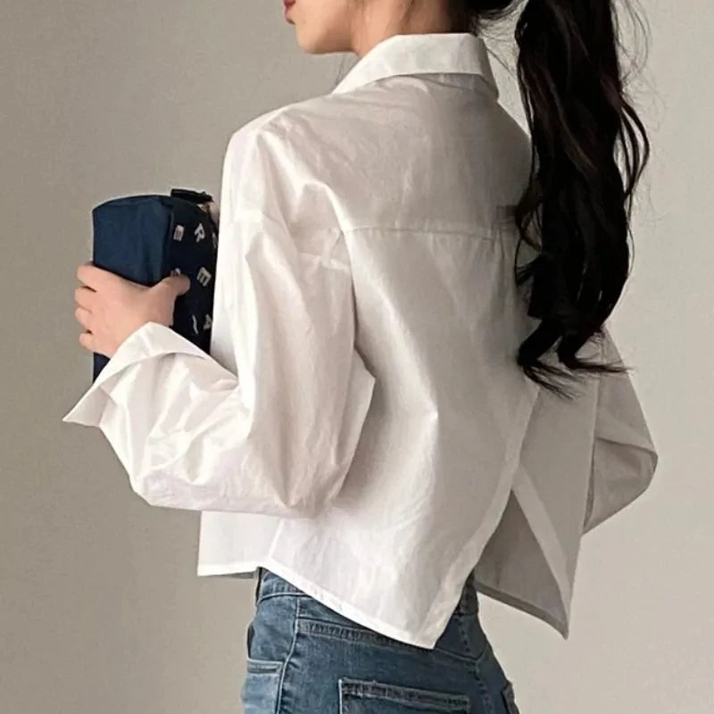 2026 Sommer Neue Damen Weiße Langarm-Bluse Lässiger Korea-Stil Einfarbig Knopfleiste Crop-Top Bluse für Partys