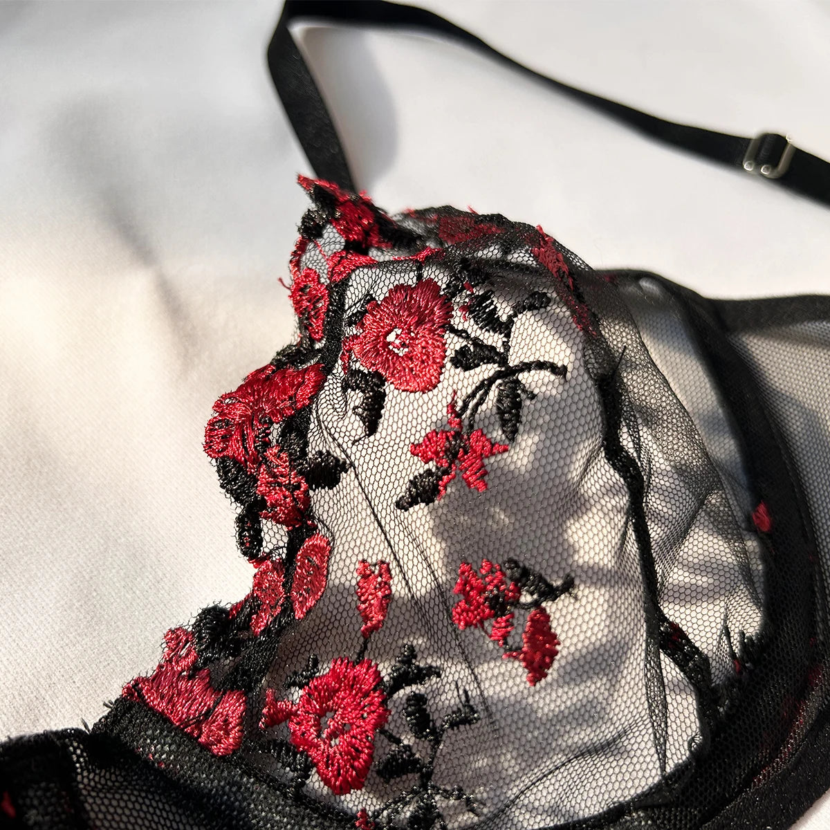 Sexy Dessous ausgefallene Spitze Erotik-Set Frau 2 Stück transparente Damen unterwäsche Stickerei erotisch schöne BH und Höschen-Sets