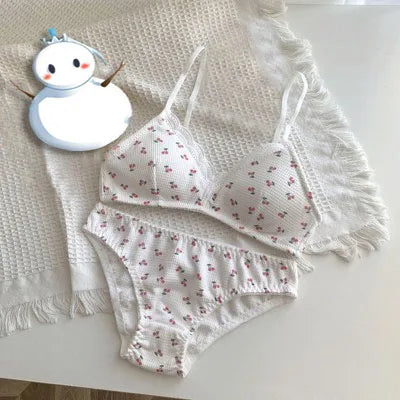Süßes japanisches Lolita-BH-Set mit Kirsch-Erdbeer-Druck, kabellos, nicht gepolstert, Bralette, Anti-Durchhängen, Komfort, Körbchengröße AB, MOYISU 32–38 Sexy