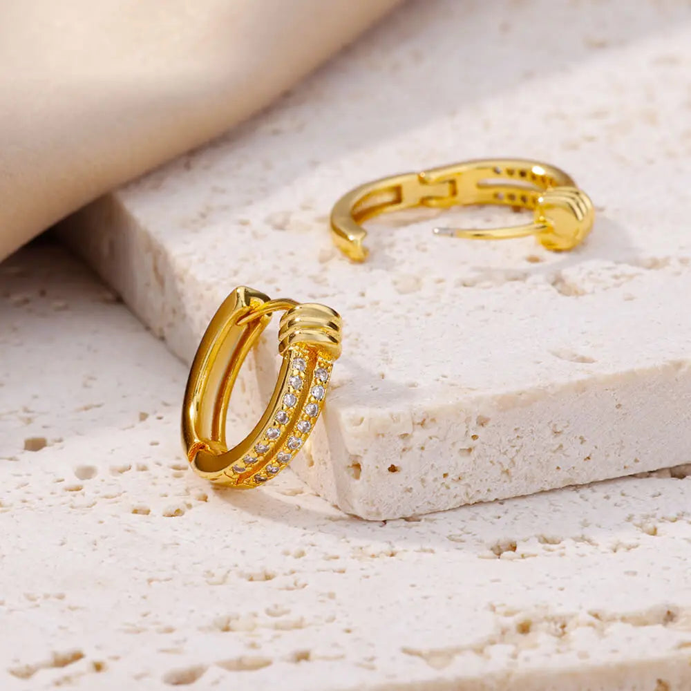 Kubische Zirkonia Creolen für Damen Luxuriöse Goldfarbene Edelstahl-Ohrringe 2026 Trend Piercing Ästhetischer Ohrschmuck Aretes