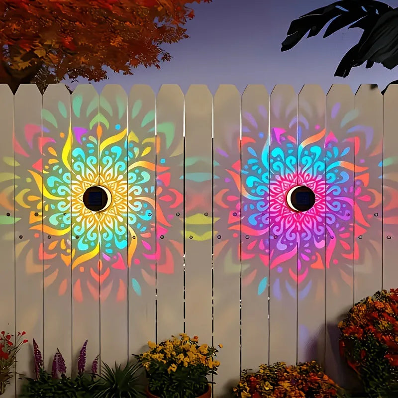 Solar-Wandleuchte mit Mandala-Muster-Projektion, Wasserdichte LED-Energiespar-Dekorationsleuchte, Solar-Zaunbeleuchtung mit Warmem Muster-Projektor