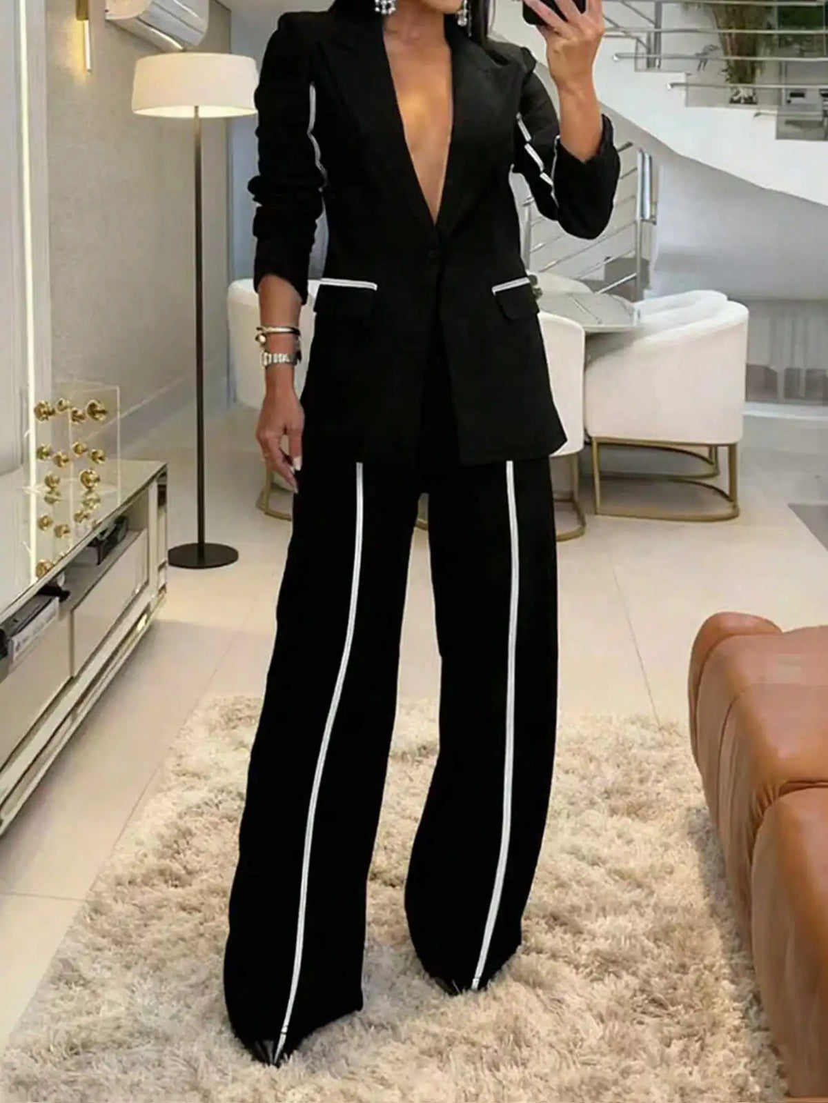 Zweiteiliges Damen-Blazer-Set mit langen Ärmeln und gestreiftem Bandbesatz – Farbblock-Trainingsanzug mit Hose für den Herbst