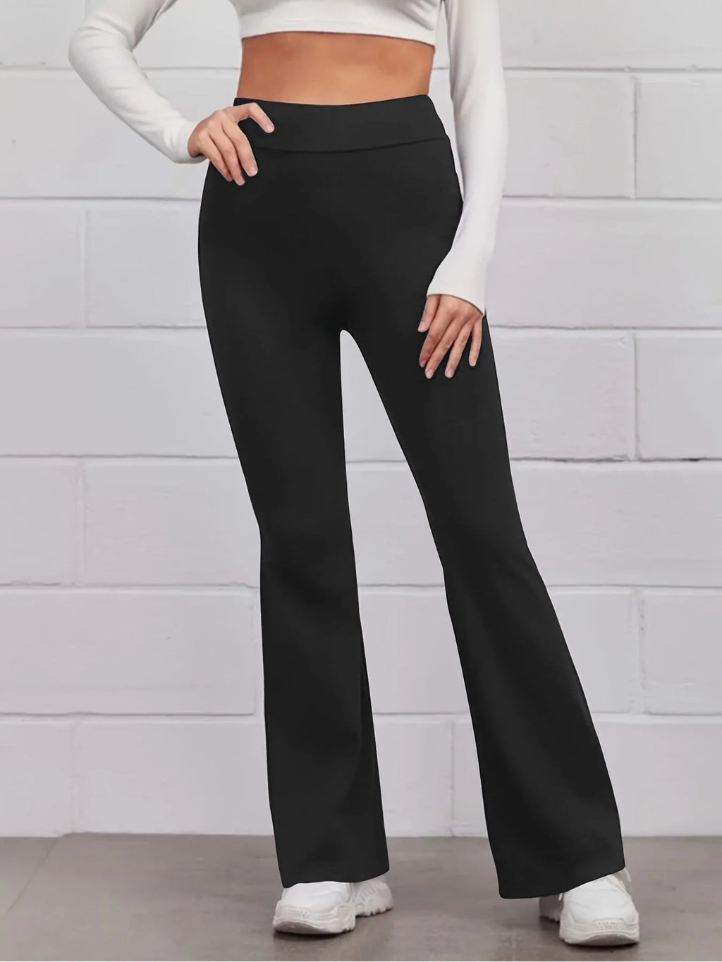 2024 Sommer neue Damen Plus-Size-Britisch Street Style Fashion Style Plissee Design ausgestellte Hose