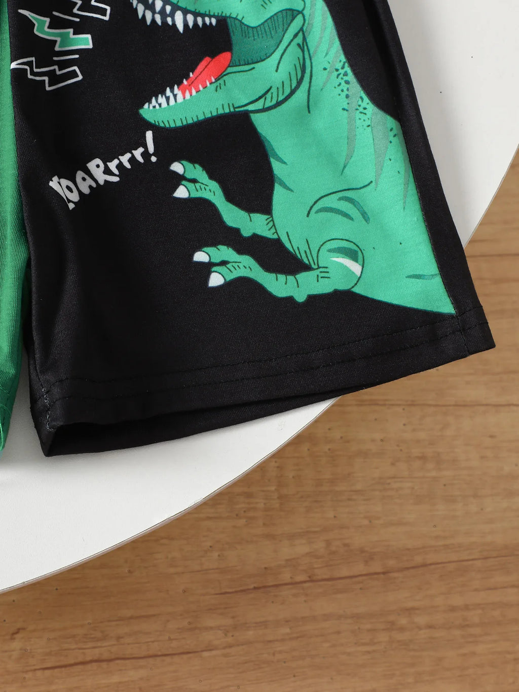 Sommer-Kleidungsset für Jungen, Dinosaurier-ROAR-Druck, Farbblock-T-Shirt, Shorts, 2-teilig, für Kleinkinder, atmungsaktiv, sportlich, lässig