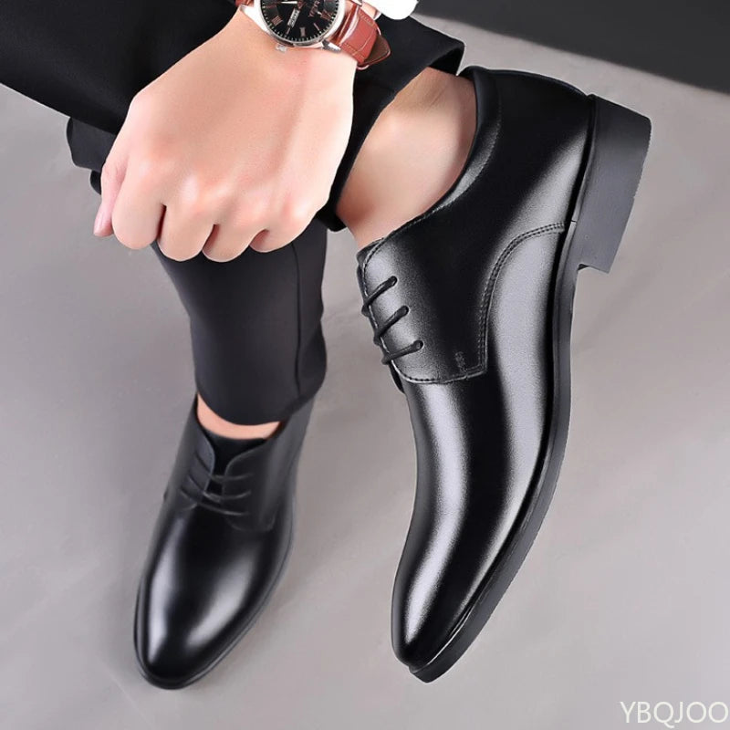 Große modische Herren-Büro-formelle Schuhe, niedrig geschnitten, täglich, bequem, spitze, multifunktionale Herren-Hochzeits-Herrenschuhe