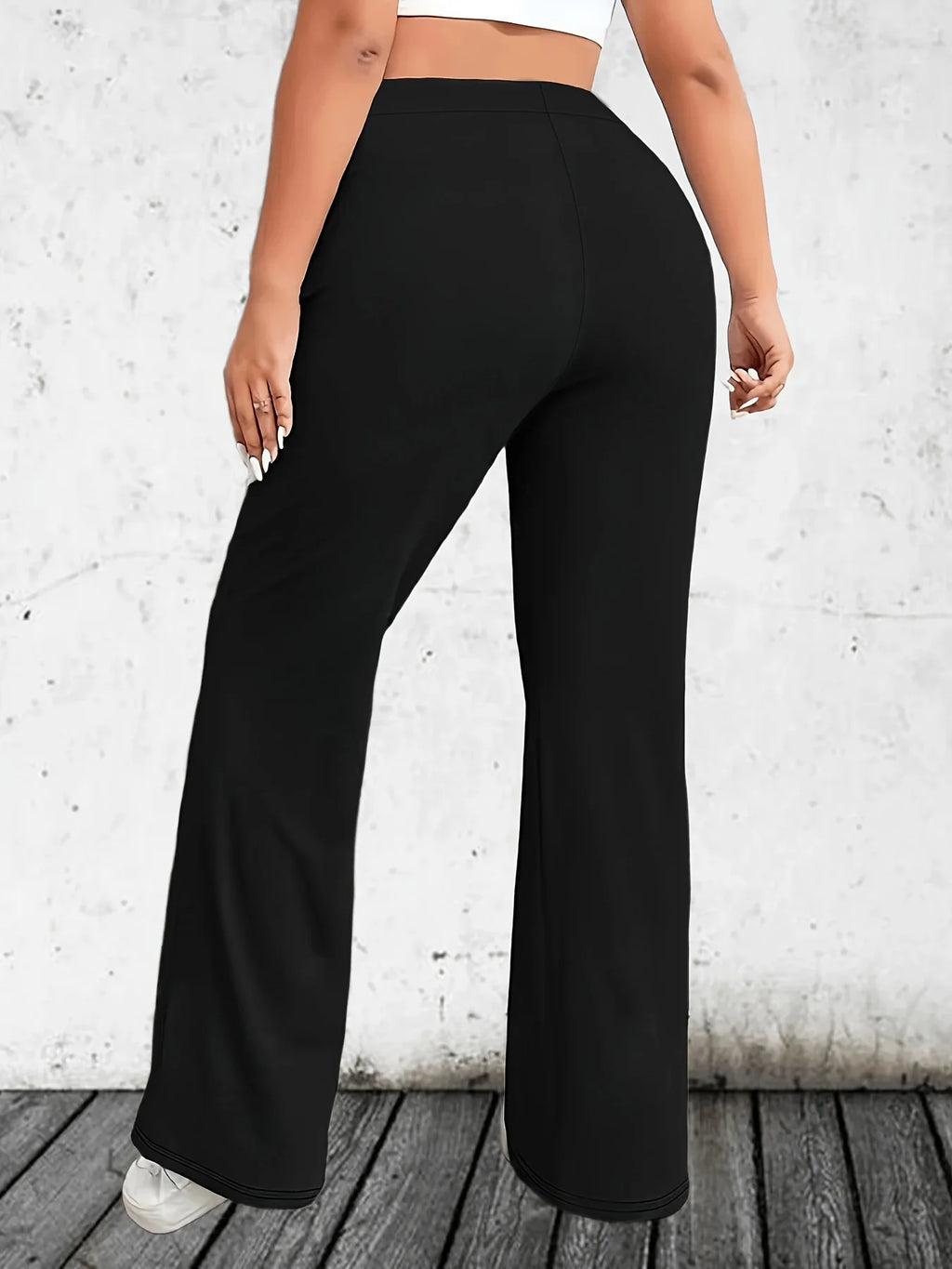 2024 Sommer neue Damen Plus-Size-Britisch Street Style Fashion Style Plissee Design ausgestellte Hose