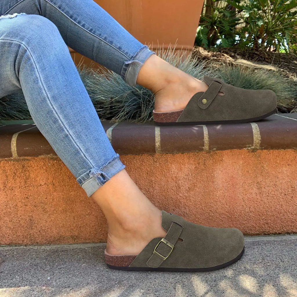 Kidmi Herren-Clogs aus Wildleder mit Korkfußbett, Clogs für Damen, weiches Leder, verstellbare Schnalle, Slip-on-Kartoffelschuhe, Sandalen, Strandpantoffeln