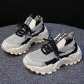 2025, leichte Laufschuhe für Damen, Air-Mesh-Schnür-Sneaker, flache Sohle, lässige modische Tennisschuhe für Outdoor-Aktivitäten