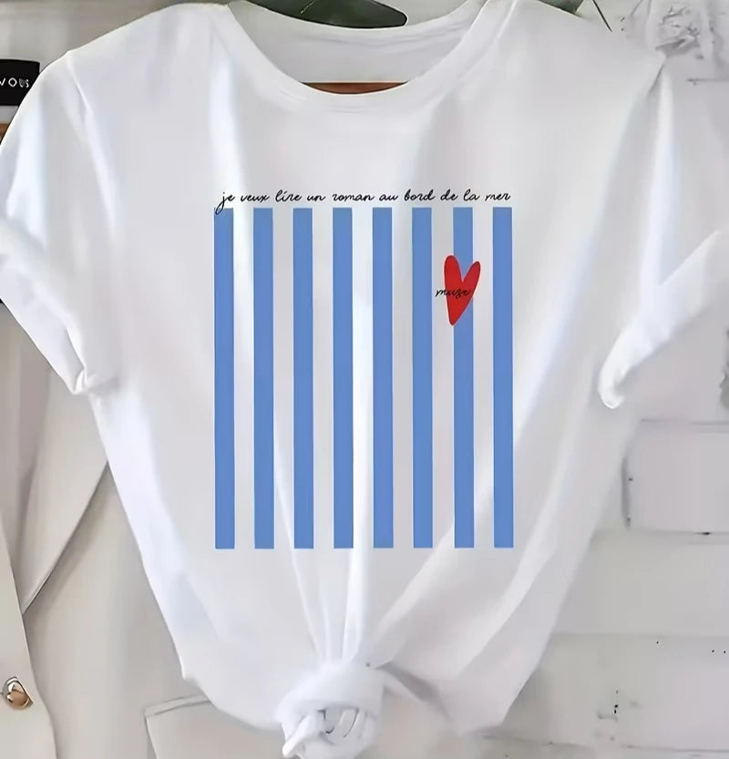 Blau gestreiftes und rot herzförmiges Grafik-T-Shirt für Damen – locker sitzendes Freizeitshirt für Frühling und Sommer, alltagstauglich, leicht zu tragen, modisches Oberteil