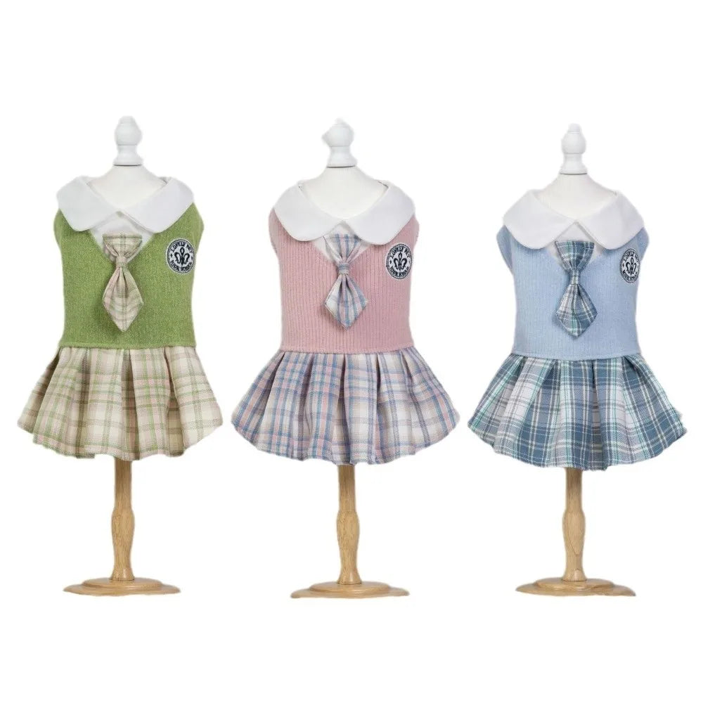 Britischer College-Stil Katzenhemd-Rock aus Polyester mit Fliege, Welpen-Karorock in Rosa, Blau, Grün, Bequeme Frühlings-Haustierkleidung