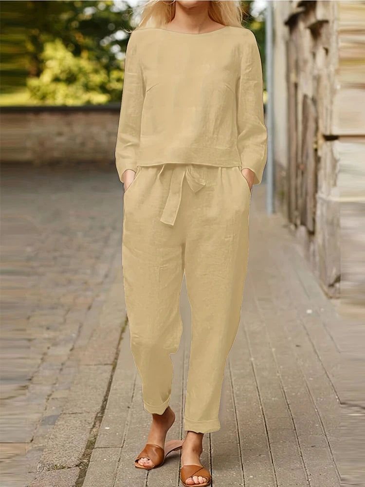 Plus Size 2025 Damen-Kurzarm-Plisseitanzug, unregelmäßig gemustertes Oberteil, weites Bein, Hose, 2-teiliges modisches Sweatshirt-Set