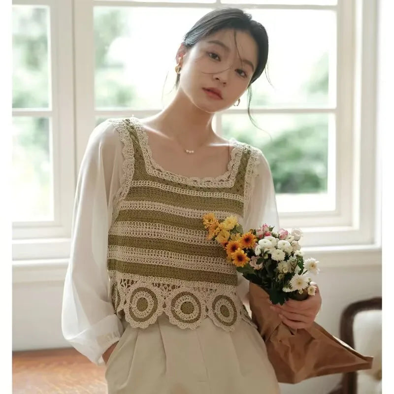 2026 Sommer Langarm Vintage National Trend Damenbekleidung Ausgehöhlte Spitze Patchwork Chiffon Hemden Damen Blusen Großhandel