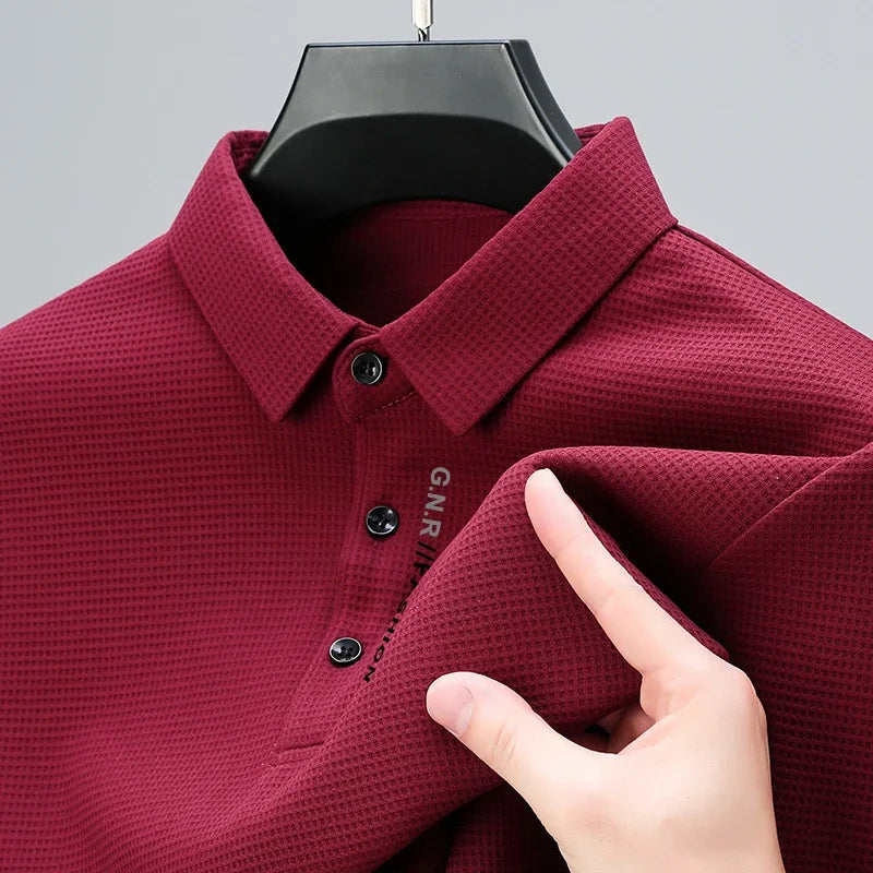 Herren-POLO-Shirt mit Waffelmuster und langen Ärmeln und lässigem Revers-Oberteil mit Buchstabendruck