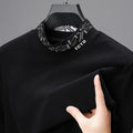 Hochwertiger Herren-Pullover aus Samt mit halbhohem Halsausschnitt, langärmelig, warmes T-Shirt, Herbst-Winter, modische Stickerei, lässiger Pullover