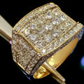 Huitan Trendy Luxus Breite Fingerringe für Frauen Swanking Attraktive Gold Farbe Party Schmuck Brillante Zirkonia Zubehör