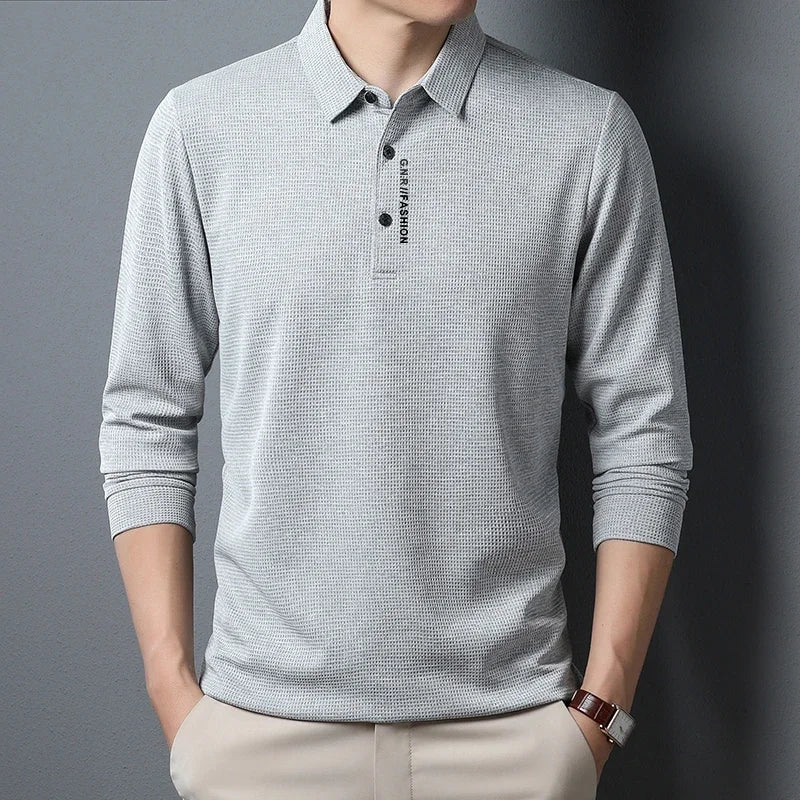 Herren-POLO-Shirt mit Waffelmuster und langen Ärmeln und lässigem Revers-Oberteil mit Buchstabendruck