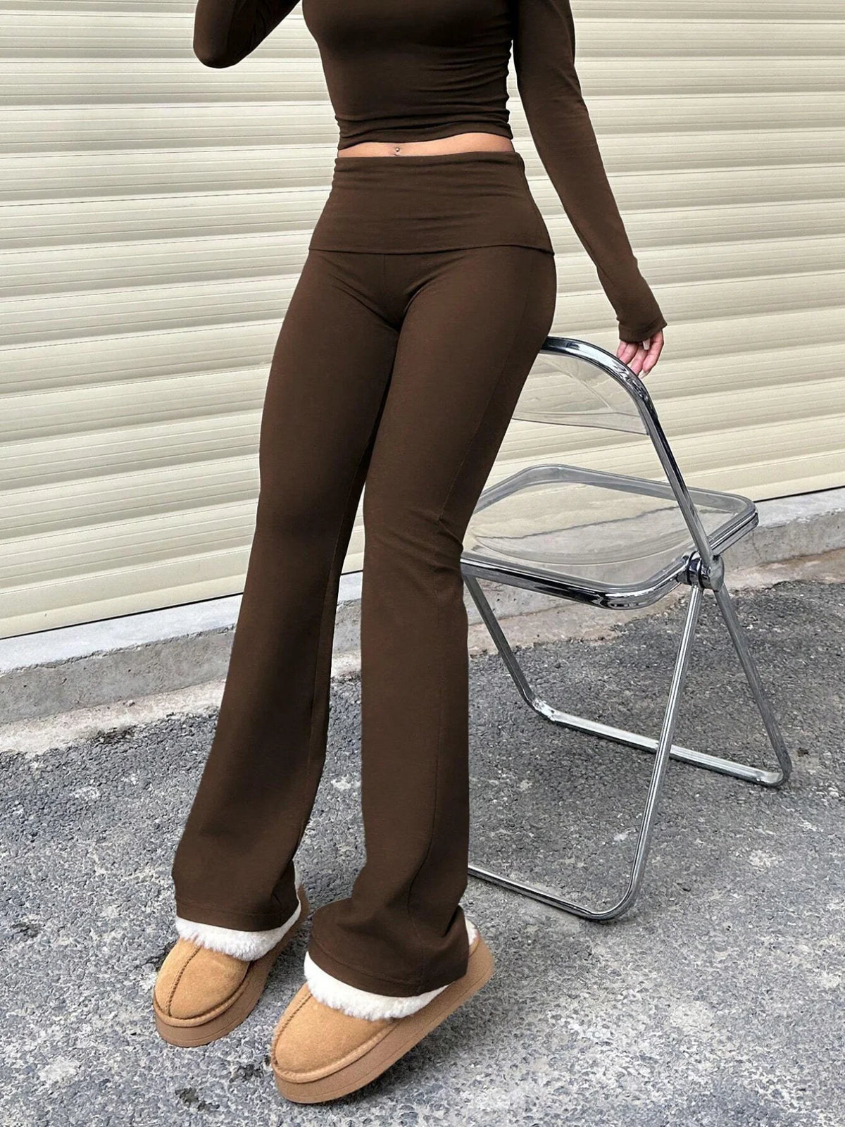 2026 Frühling Chic Drops Rich Brown Damen High-Waist Flare-Hose, bodenlang, dehnbar, schmal geschnitten, hüftformend, lässig, für Streetwear & Alltag