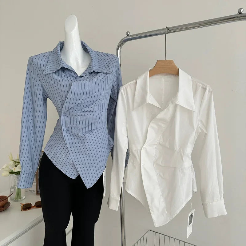 2025 frauen Vintage Unregelmäßige Weiße Blusen Damen Elegante Gestreifte Shirts Koreanische Langarm Chic Tasten Schlank Design Tops Neue