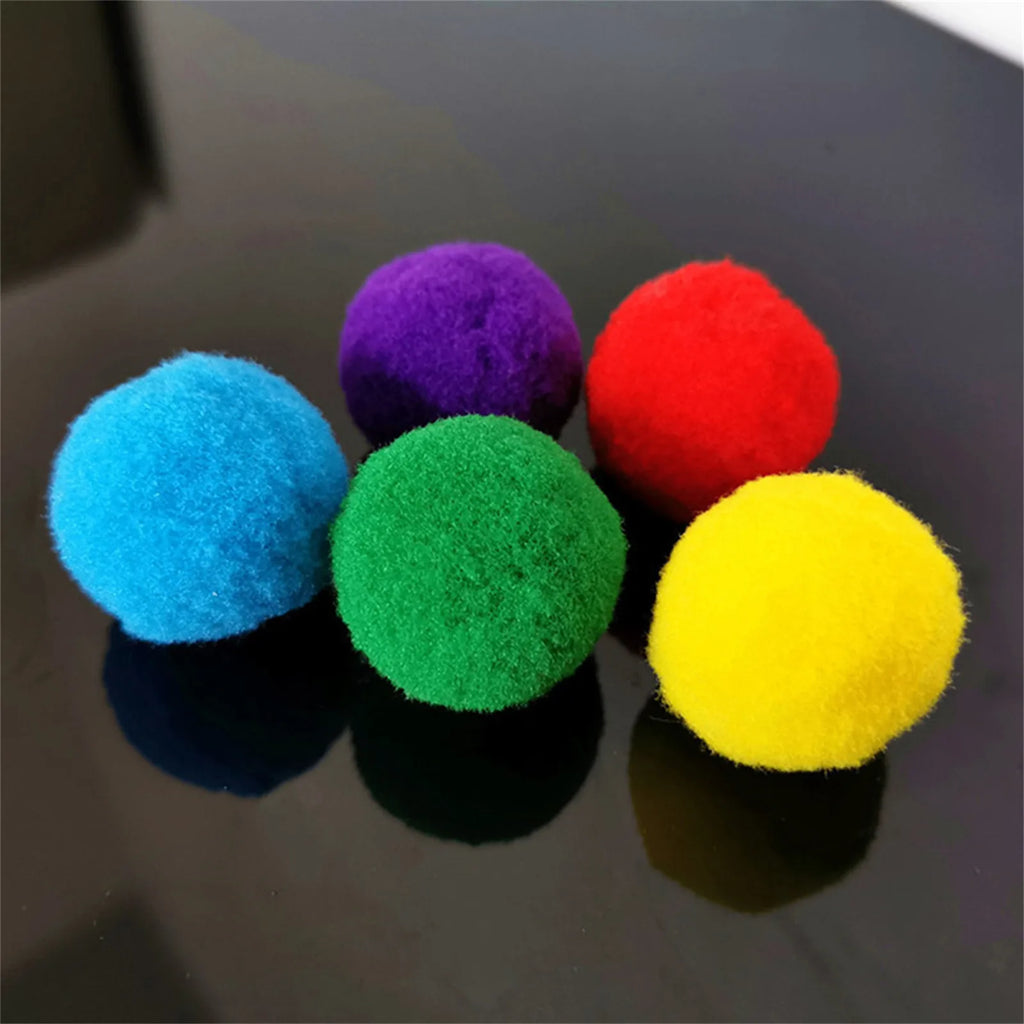 30 Stück 1,6"/4 cm Katzenspielzeugbälle Bulk Soft Kitten Pompon Spielzeug Indoor Katzen Interaktives Spieltraining Spielzeug Plüschbälle Katzen Lieblingsspielzeug