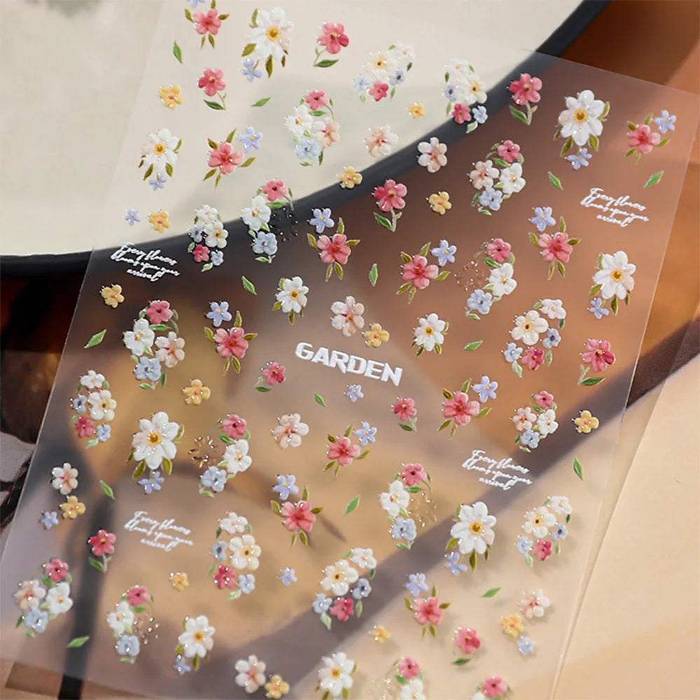 1 Stück 5D Elegante Rosa-Weiß-Blaue Blumen-Nagelaufkleber Aurora-Muschel Grüne Blätter Nagelsticker Selbstklebende Mini-Blumen-Nageldekoration
