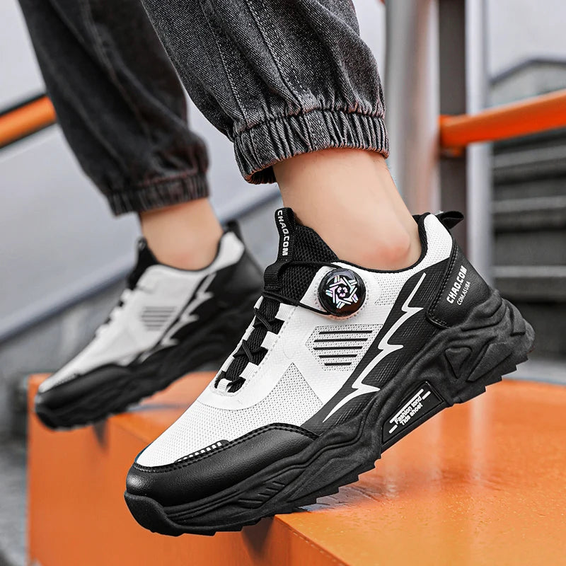 Koreanische atmungsaktive Freizeitsportschuhe für Herren, vier Jahreszeiten, neue weiche Sohle, rotierende Schnürsenkel, Outdoor-Laufschuhe, Studenten-Turnschuhe