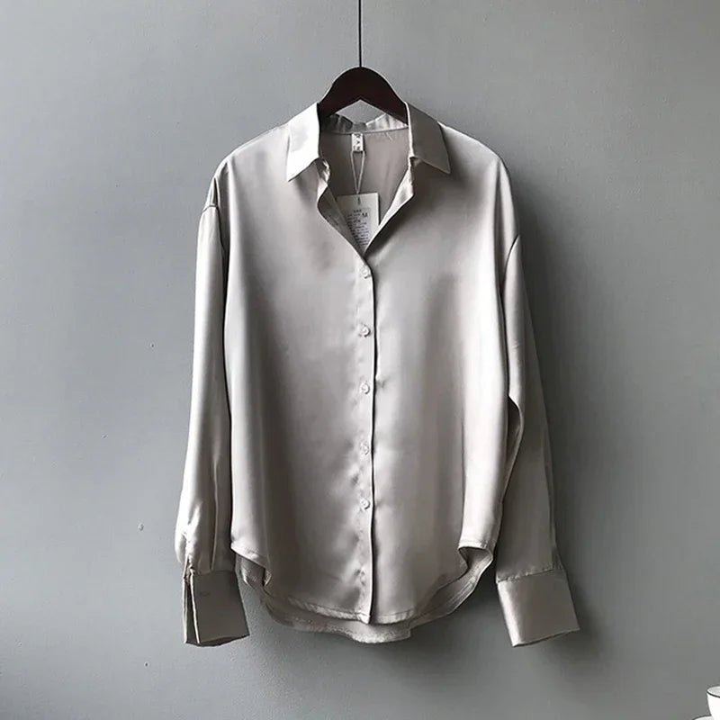 2026 Frühling Vintage Lässige Seidenblusen mit Knöpfen Elegante Satin-Oberteile Lockere Damenbluse mit Umlegekragen