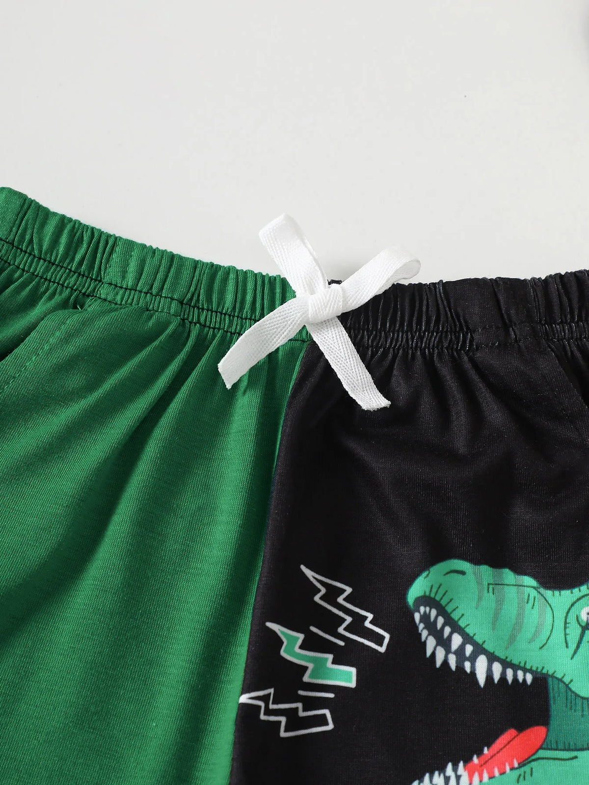 Sommer-Kleidungsset für Jungen, Dinosaurier-ROAR-Druck, Farbblock-T-Shirt, Shorts, 2-teilig, für Kleinkinder, atmungsaktiv, sportlich, lässig